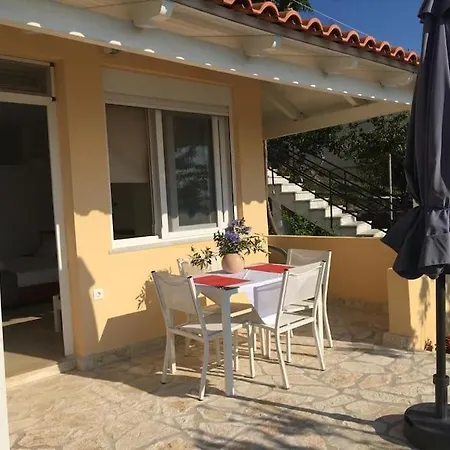 The Sea1 Apartment *